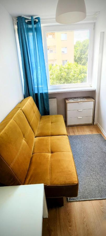 Hostel Ursus Rooms-self Check-in *