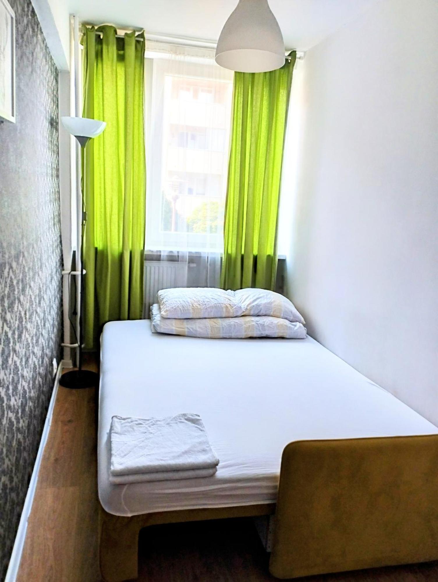 Ursus Rooms-self Check-in Hostel Warschau